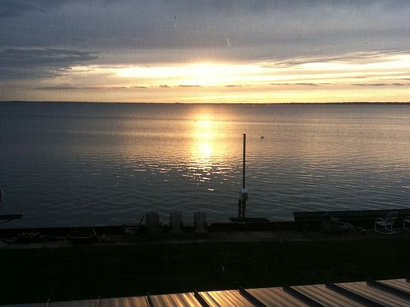 2nd image of 8070 Long Island Ct