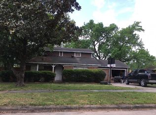 5506 Meadow Creek Ln, Houston, TX 77017