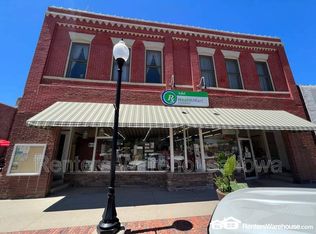 113 1/2 N 9th St, Adel, IA 50003