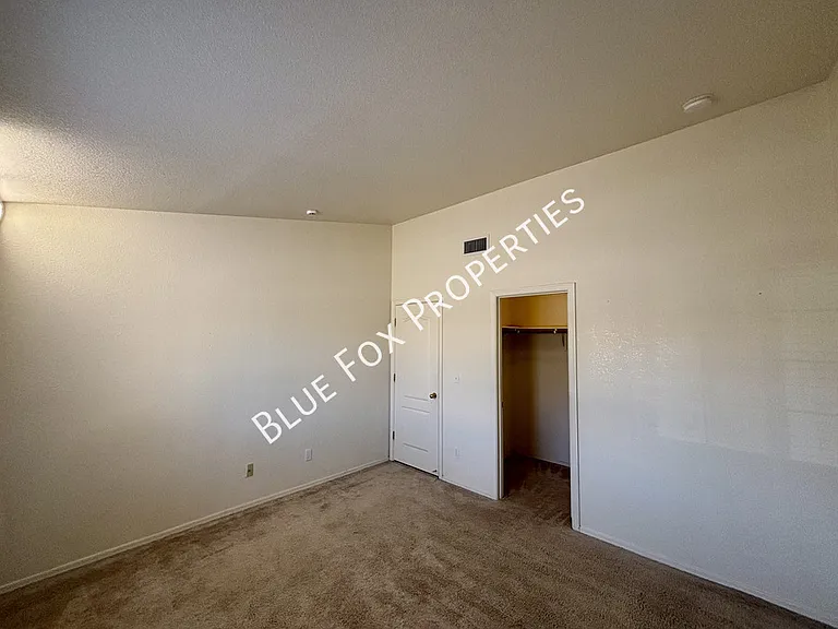 9712 E Paseo Juan Tabo — Photo 20