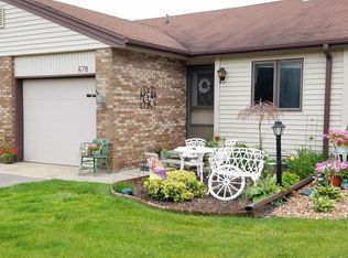 678 Amberwood Dr SW, Byron Center, MI 49315