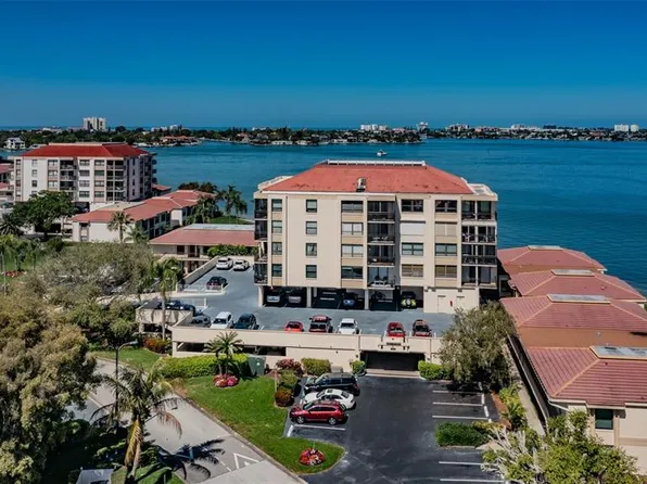 6177 Sun Blvd APT 405, Saint Petersburg, FL 33715