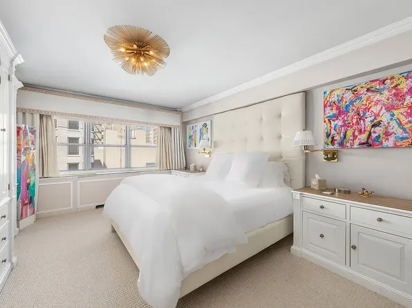 27 East 65th Street image 6 of 15