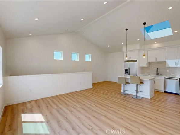 363 Flower St #B, Costa Mesa, CA 92627
