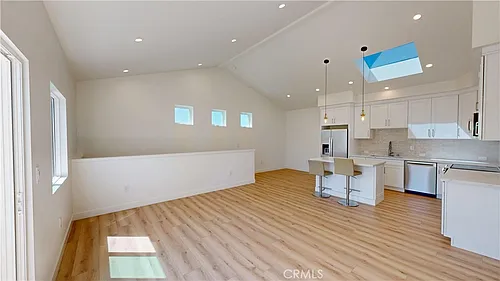 363 Flower St #B Photo 1 363 Flower St #B Photo 1