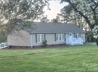 26024 Hobert Rd, Albemarle, NC 28001