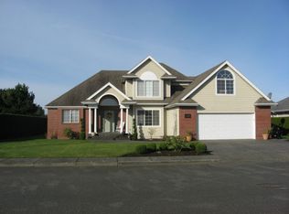 1305 Woodfield Dr, Lynden, WA 98264