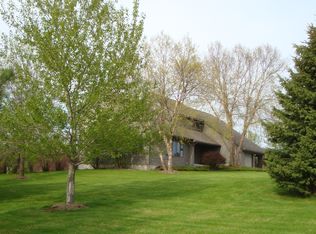 2867 Middle Sattre Rd, Decorah, IA 52101