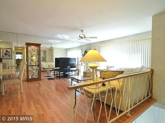 4th image of 4521 Bestor Dr