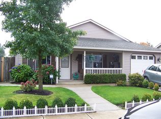 922 Bennett Ln, Eugene, OR 97404