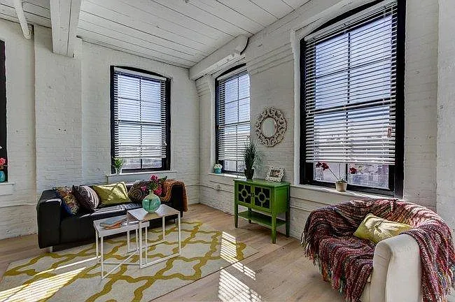 430 Fairmount — Photo 29