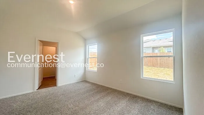 222 Arnold Loop — Photo 9