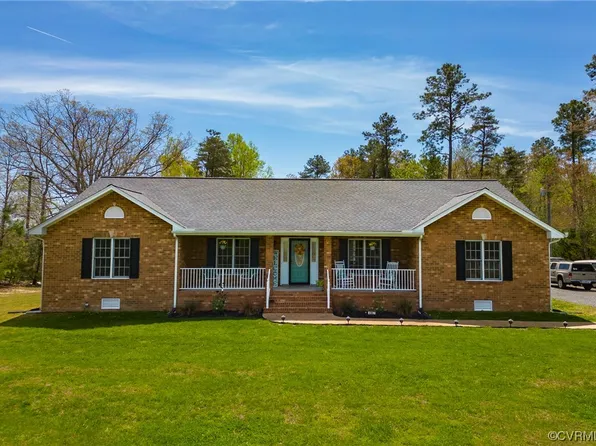 4867 Sunnyside Rd, Tappahannock, VA 22560