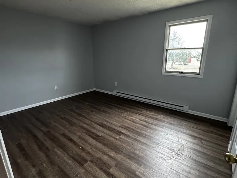 110 Paynes Ford Rd — Photo 11