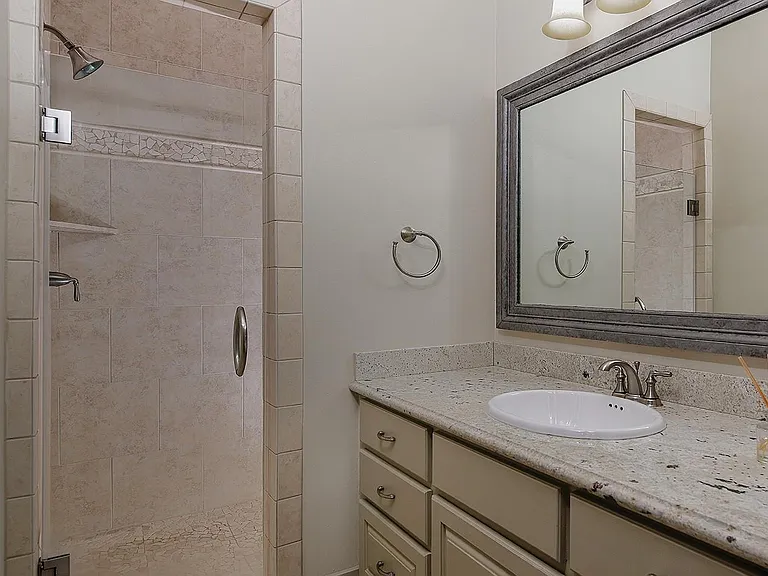 514 Cortlandt St #B — Photo 9