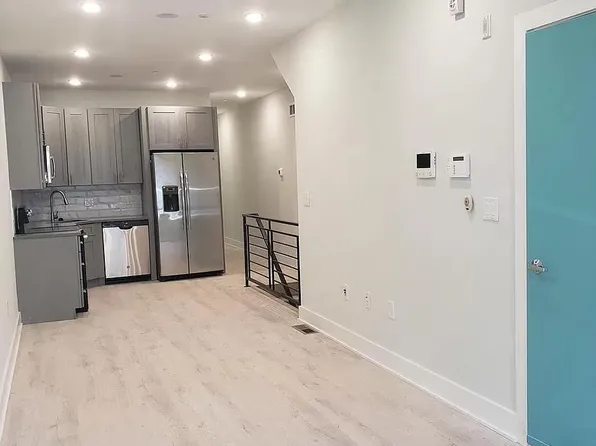 28 S 48th St #1, Philadelphia, PA 19139