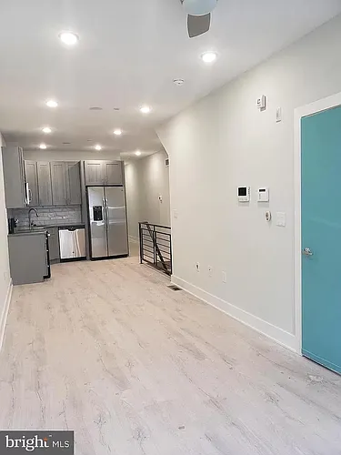 28 48th St #1 Photo 1