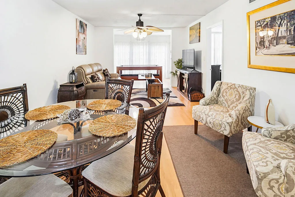 Building Photo - 6650 Royal Palm Blvd #104