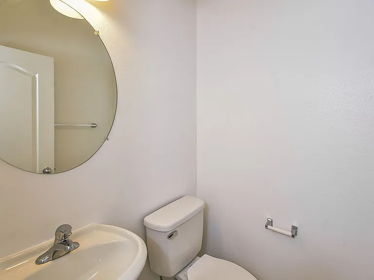 7557 Cultural Ct — Photo 15