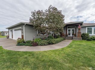 446 Livengood Ln, Sequim, WA 98382