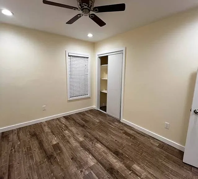 6403 S Victoria Ave — Photo 16