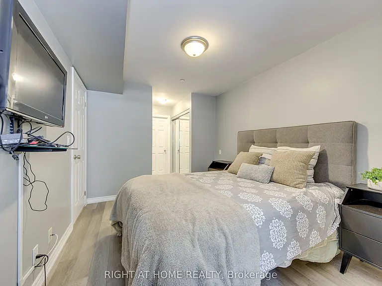 40 Carnation Ave #109 — Photo 15