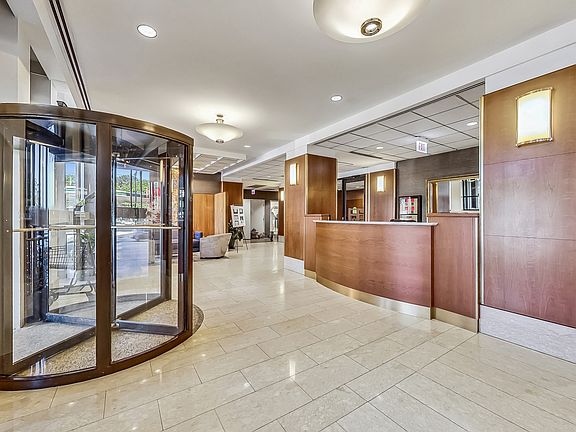 5th image of 1660 N La Salle St #3106