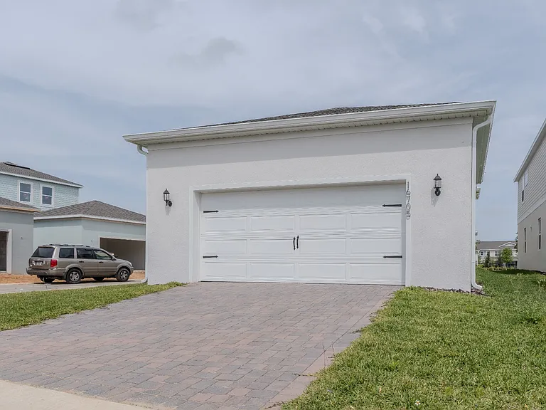16705 Victoria Grove Aly — Photo 39