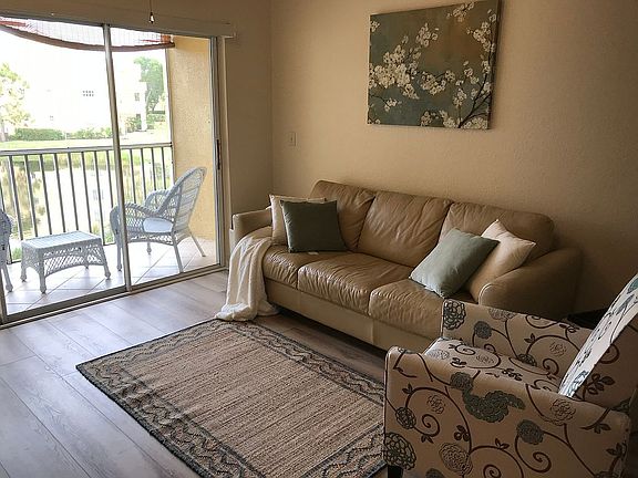 3rd image of 4670 Saint Croix Ln APT 625