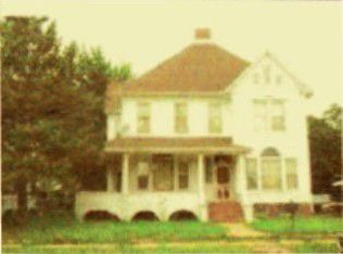 126 W Hickory St, Streator, IL 61364