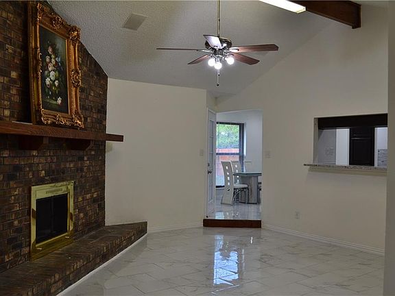 3rd image of 117 Iberis Ct