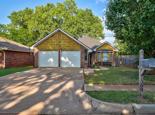 1300 Old Mill Rd, Moore, OK 73160