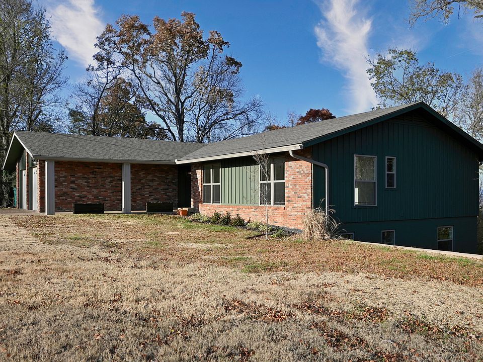 1317 Skyline Dr, Russellville, AR 72802 | Zillow