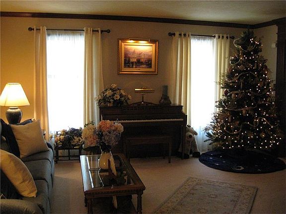 5th image of 1550 King James Dr