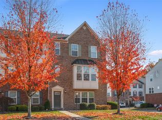 3001 Pointe View Dr, Mars, PA 16046