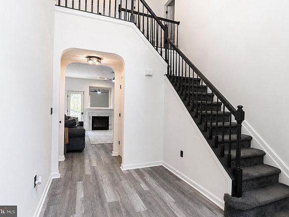 4th image of 40751 Merlin Way