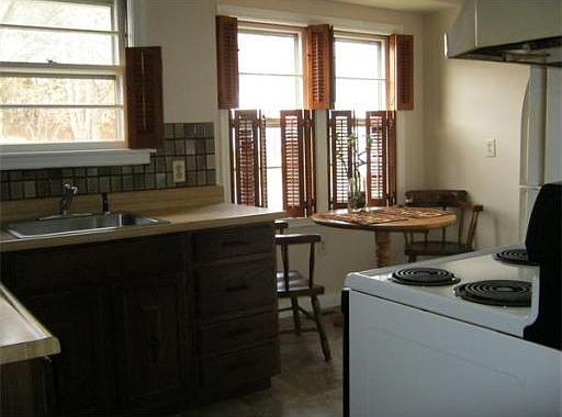 3rd image of 34 Assabet Dr