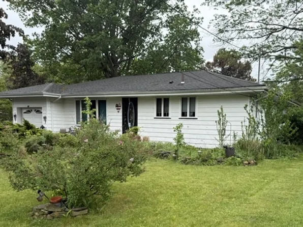 160 Hayes Ave, Clark Twp., NJ 07066