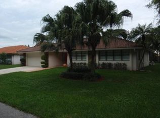 6853 Bianchini Cir, Boca Raton, FL 33433