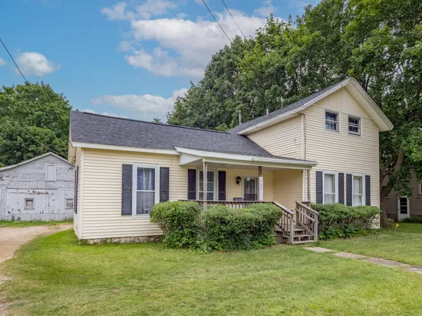 409 E Allegan St, Otsego, MI 49078