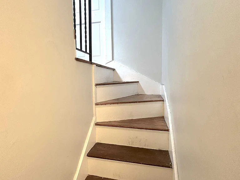 Justin Rd — Photo 7