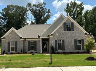 951 Collie Dr, Hernando, MS 38632