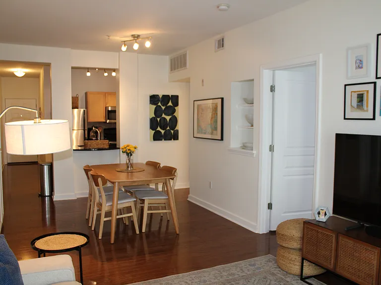 2020 5th Ave S #345 — Photo 4