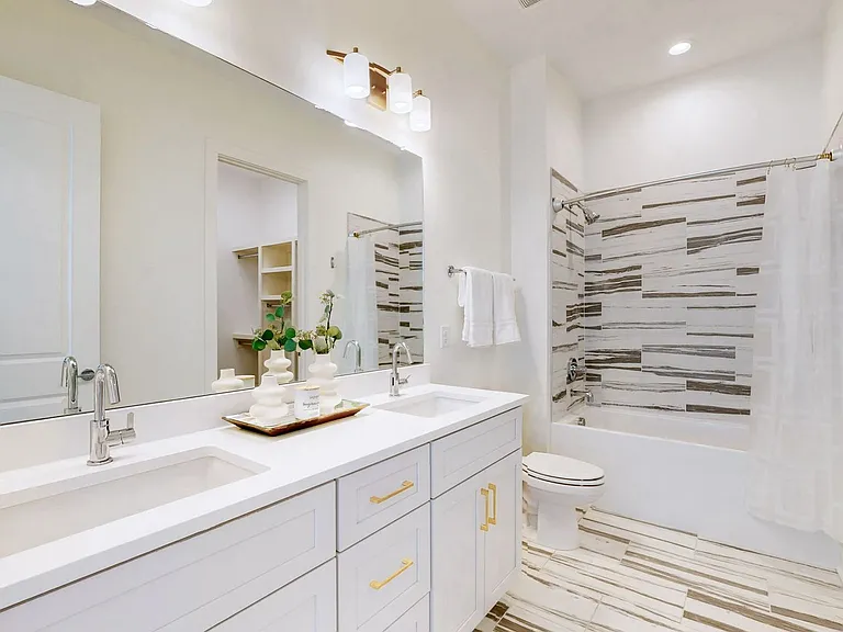 425 Herringbone Ct — Photo 14