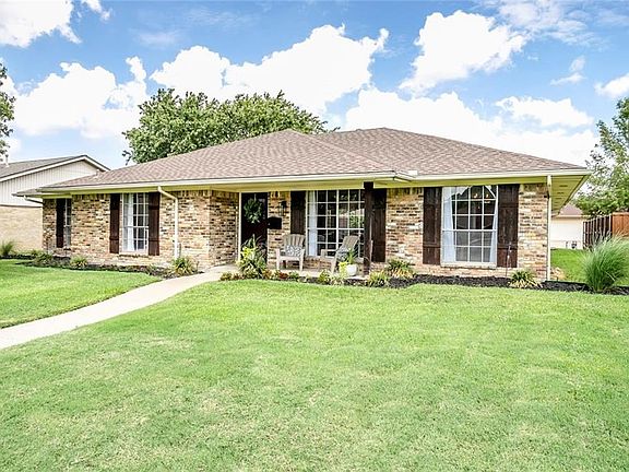 3rd image of 7311 Whispering Pines Dr