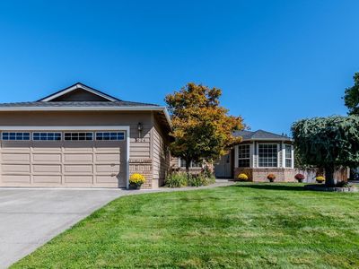 3024 Adams Cir, Medford, OR, 97504