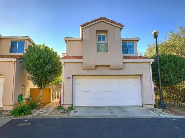 233 Spring Oak Ct, Folsom, CA 95630