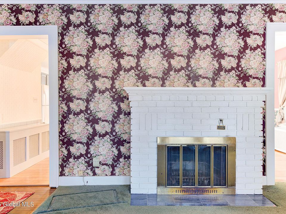 1134 N Country Club Drive, Niskayuna, NY 12309 | Zillow