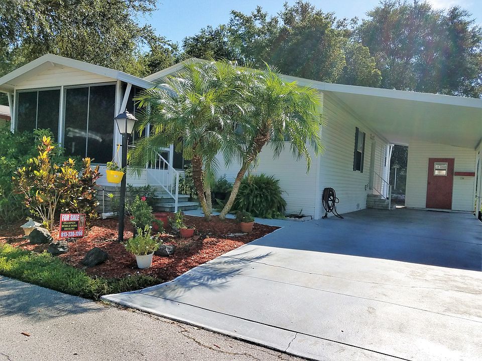 1st image of 210 Choo Choo Ln