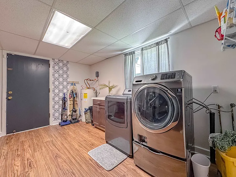1044 Seminole Dr — Photo 42